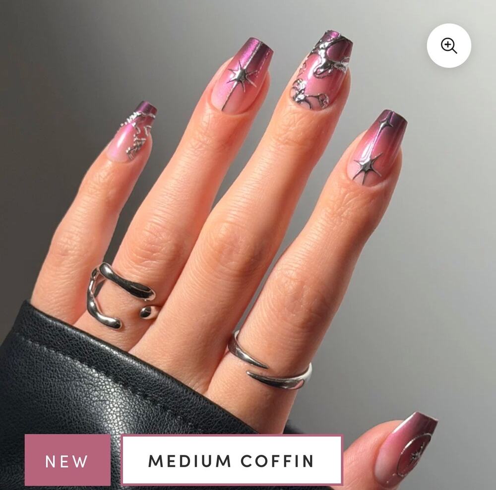 New Glamnetic Halloween Spells & Sparkles collection - Immortal Kiss